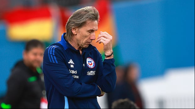 Ricardo Gareca atraviesa su peor momento como entrenador de la selección chilena. (Foto: Photosport)