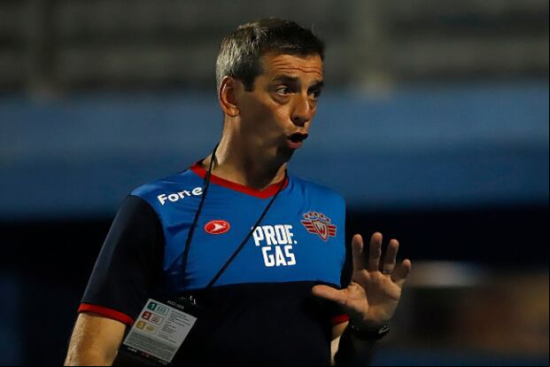 Cristian Díaz también ha dirigido en el fútbol de Bolivia.