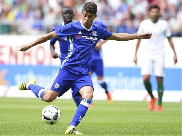 Oscar llegó al Chelsea con solo 20 años.