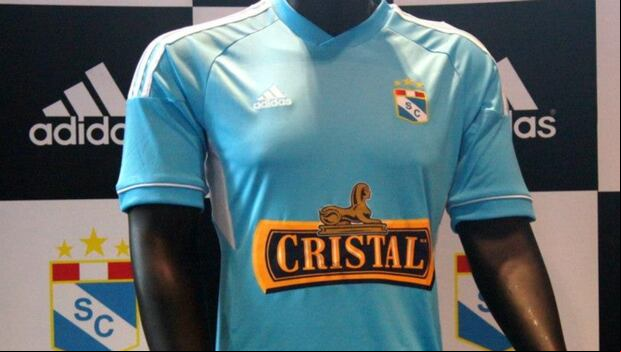 La primera camiseta de Sporting Cristal con Adidas se dio en la temporada 2013. (Foto: Sporting Cristal)