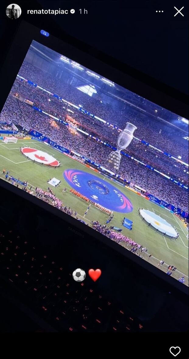 Renato Tapia publicó una foto de la inauguración de la Copa América 2024 desde su casa. (Foto: Captura)