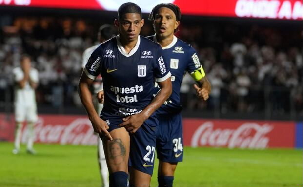 Kevin Quevedo fue la gran figura al marcar un golazo para el 2-2 de Alianza Lima en Brasil. (Crédito: EFE).