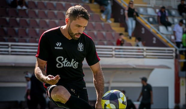 Cristian Bordacahar se lesionó contra Lanús en Arequipa. (Foto: Melgar)