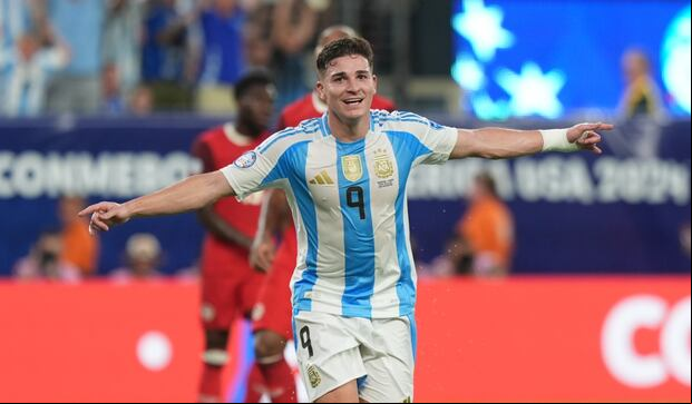 Julián Álvarez fue titular en la semifinal de Copa América ante Canadá. (Foto: Argentina)