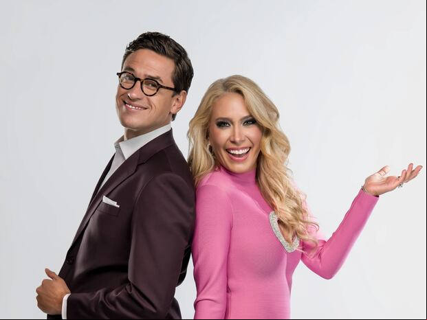 Nacho Lozano y Jimena Gallego son los presentadores de "La casa de los famosos 4" (Foto: Telemundo)