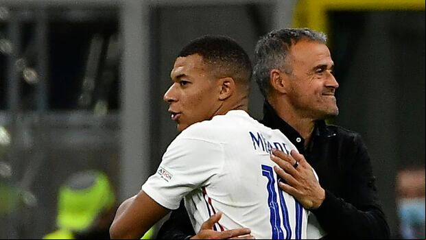 Mbappé y Luis Enrique comparten su primera temporada (2023-24) en el PSG. (Foto: Getty Images)