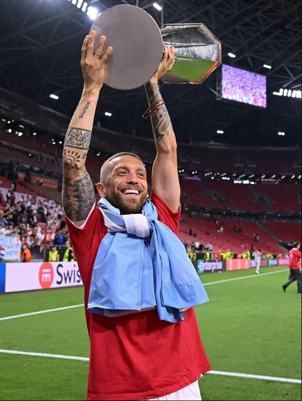El 'Papu' Gómez ganó la Europa League con el Sevilla. (Foto: Getty Images)