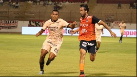 Universitario vs. César Vallejo en amistoso por la Noche Poeta 2024. (Foto: GEC)