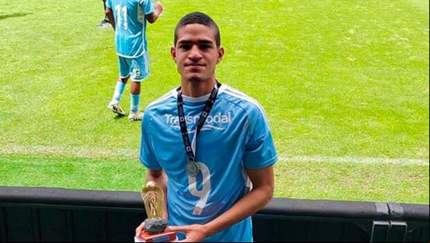 Mateo Rodríguez fue goleado en la Copa Mitad del Mundo Sub-28. (Foto: Difusión)