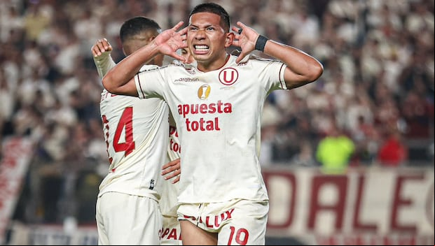Edison Flores tuvo una efusiva celebración tras anotar el 3-0 sobre Cienciano. (Foto: Universitario)
