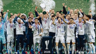 ¡Doblete en Dinamarca! Marcos López volvió a coronarse campeón con el FC Copenhague
