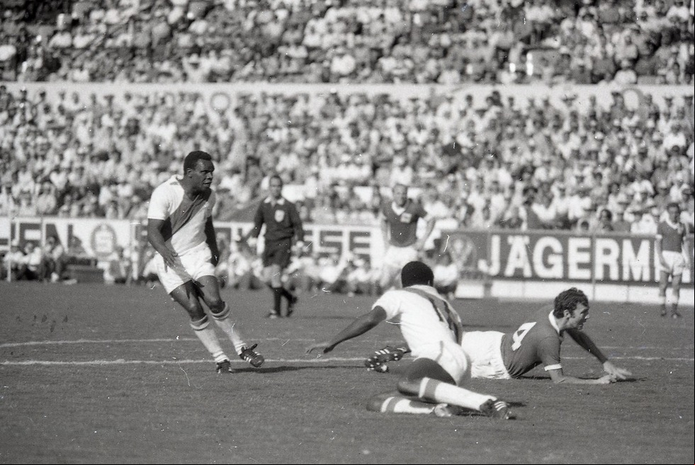 Con la Selección Peruana, 'Perico' León debutó en la Copa América 1963, realizada en Bolivia. En aquel certamen anotó en dos oportunidades (Foto GEC Archivo Histórico)