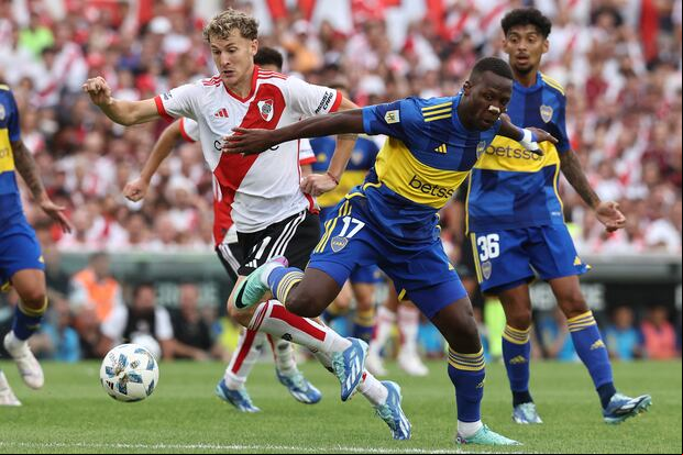 River y Boca se miden este domingo en Córdoba por los cuartos de final de la Liga Profesional.