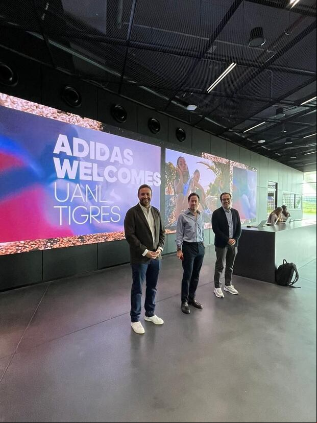 Directivos de Tigres visitando las instalaciones de Adidas en Alemania (Foto: Club Tigres)