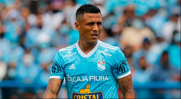 Su regreso a los terrenos de juego tardará un poco más de los esperado, indicó el director deportivo Gustavo Zevallos.