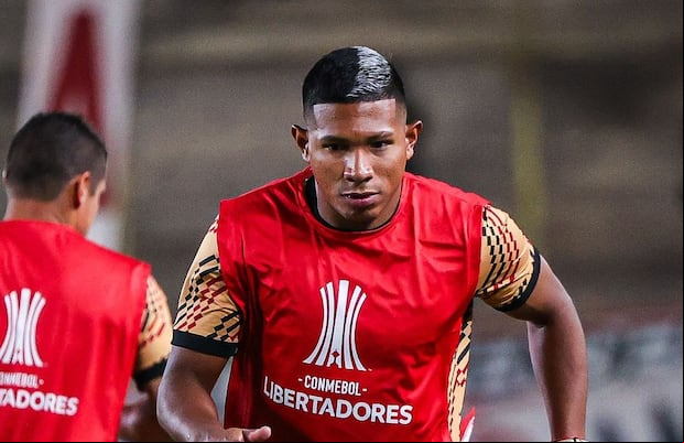 Universitario cayó por la mínima diferencia ante Independiente del Valle y se ubica en el último lugar de la tabla del Grupo B de la Copa Libertadores.