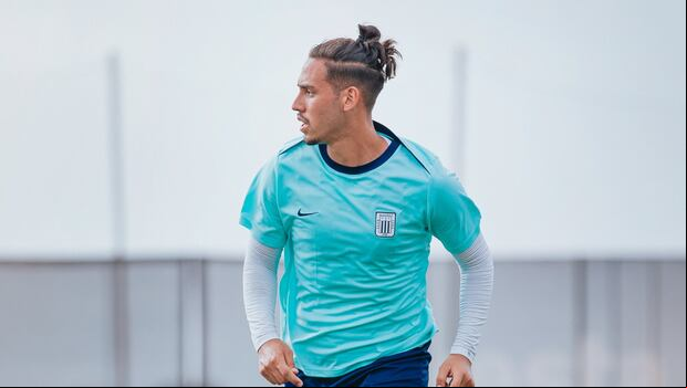 Erick Noriega fue de los pocos refuerzos del 2024 que logró ganarse el puesto de titular (Foto: Alianza Lima)