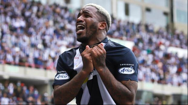 Jefferson Farfán logró el bicampeonaton con Alianza Lima en 2021 y 2022. | Foto: Andina