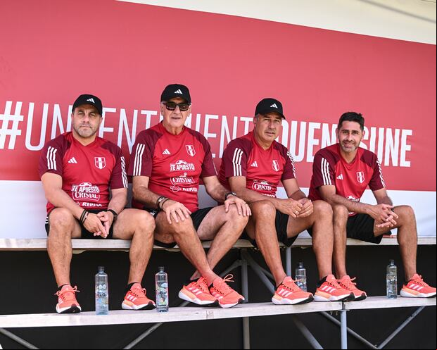 Jorge Fossati llegó a la Selección Peruana luego de haber salido campeón la 'U'. (Foto: FPF)