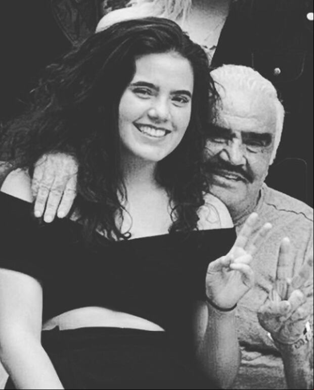 La hija de Alejandro Fernández tenía una gran relación con su abuelo Vicente Fernández, a quien extraña muchísimo (Foto: Camila Fernández / Instagram)