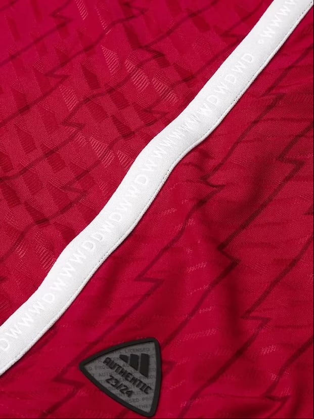 En la camiseta solo figuran 32 resultados en lugar de 38. (Foto: Adidas)