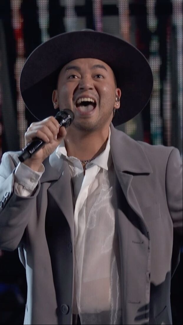 Sofronio Vasquez dropped to his knees once host Carson Daly named him The Voice Season 26 winner. | Photo by @nbcthevoice / Instagram