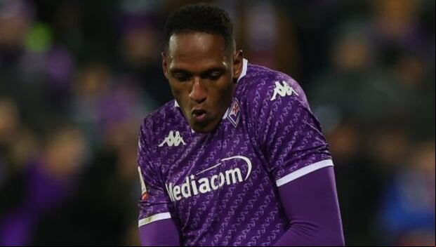 Yerry Mina no logró consolidarse en la zaga de la FIorentina. (Foto: Getty Images)