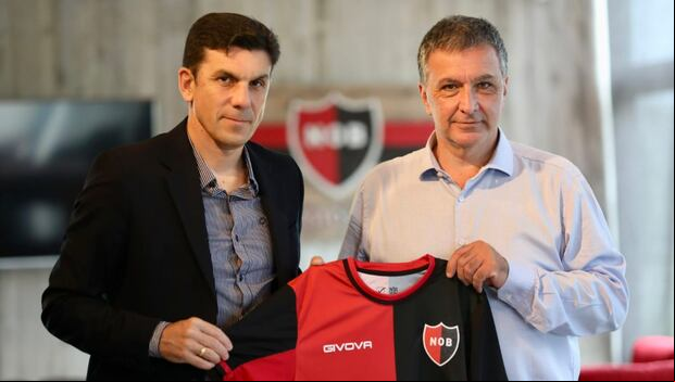 Mauricio Larriera tiene contrato con la 'Lepra' por todo el 2024. (Foto: Newell’s)