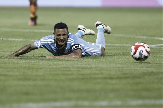 Yoshimar Yotún sufrió una fuerte lesión en el partido contra César Vallejo | Foto: Julio Reaño/@photo.gec