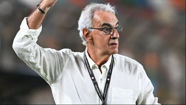Jorge Fossati salió campeón nacional con Universitario en el 2023. (Foto: Getty Images)