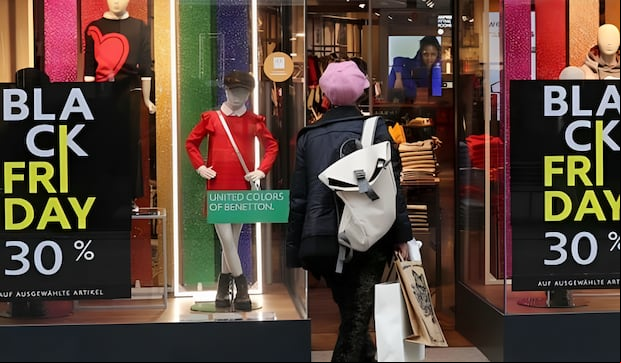 Mantente al tanto para no perderte los descuentos del Black Friday (Foto: Reuters)
