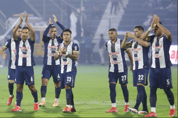 Carlos Zambrano no estuvo presente en el partido ante Sao Paulo. (Foto: Jesús Saucedo /@photo.gec)