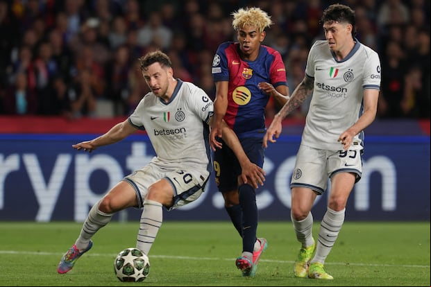 Inter y FC Barcelona definen al primer finalista de la Champions League 2025 este martes en San Siro. Conoce los detalles del partido decisivo. (Foto: AFP)