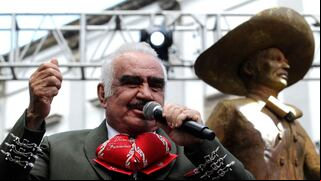 Lo pudo cumplir: cuál fue la promesa que le hizo a Vicente Fernández su nieta Camila