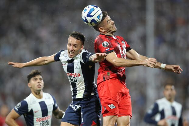 Alianza Lima y Libertad se enfrentaron en Matute en la Copa Libertadores 2023. (Foto: Paolo Aguilar/EFE).