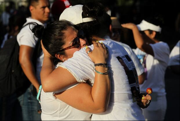 Los familiares de los jóvenes viven momentos de angustia (Foto referencial: AFP)