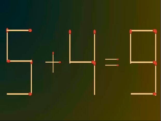 Luego de observar la gráfica, detectamos qué fósforos eliminar para que la ecuación sea correcta. Quedando de esta manera el reto matemático.| Foto: fresherslive