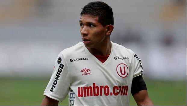 Edison Flores fue capitán de Universitario con 22 años en la temporada 2016. (Foto: Universitario)