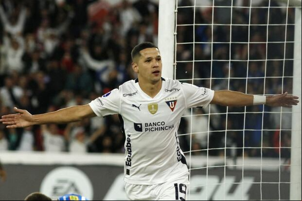 Liga de Quito recibe a Barcelona SC en partido que definirá al líder de la segunda fase de la Liga Pro.