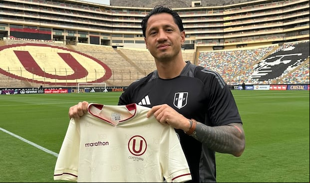 Universitario de Deportes le obsequió su camiseta a Lapadula y el ‘Bambino’ tuvo una bonita reacción.