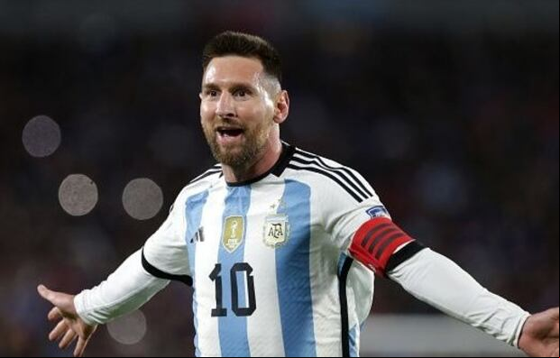 Lionel Messi marcó un gol de tiro libre para la victoria de Argentina sobre Ecuador. (Foto: Getty Images)