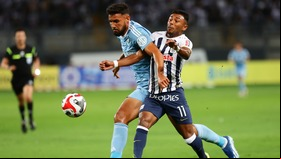Alianza Lima vs. Sporting Cristal chocan por el Torneo Apertura 2024. (Foto: Jesus Saucedo /@photo.gec)