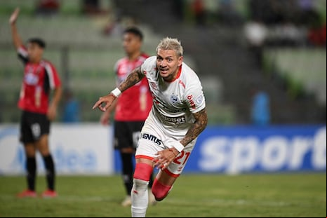 El goleador no se mueve: Carlos Garcés rechazó oferta de Ecuador y alista su regreso en Cienciano