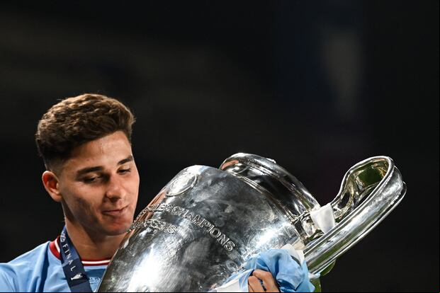 Julián Álvarez ganó su primera Champions League en el triunfo de Manchester City sobre Inter. Foto: Paul ELLIS / AFP