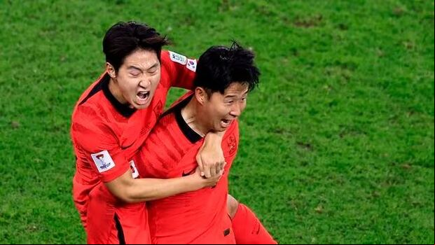 Son se lesionó un dedo de la mano antes de la semifinal de Copa Asia.