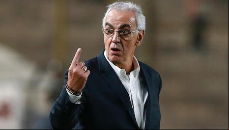 “Si pueden, tráiganlo”: la respuesta de Jorge Fossati sobre el posible ‘9′ de Universitario para la Copa