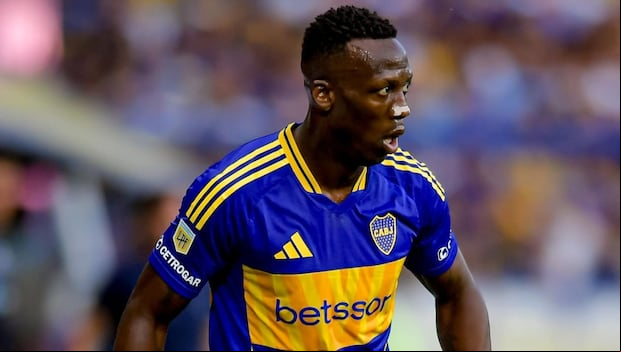 Luis Advíncula tiene contrato con Boca Juniors hasta diciembre del 2026. (Foto: Getty Images)