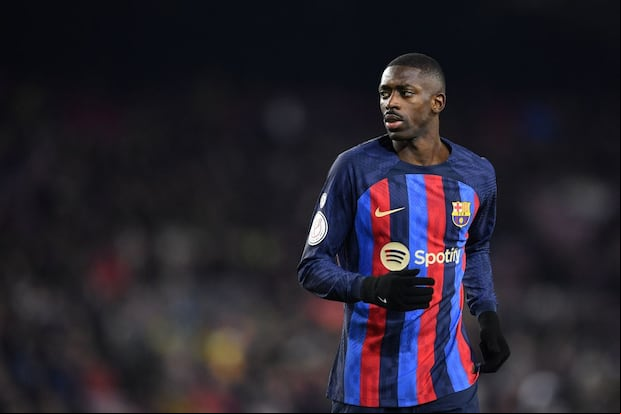Ousmane Dembélé podría salir del Barcelona por 50 millones de euros. (Foto: AFP)