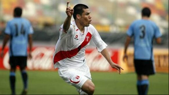 Hernán Rengifo le dio el triunfo a Perú sobre Uruguay, por las Eliminatorias 2010. (Video: Movistar Deportes)