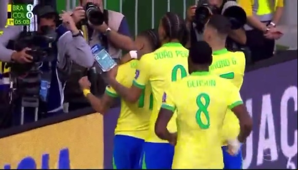 Gol de Raphinha para el 1-0 de Brasil vs. Colombia por las Eliminatorias rumbo al Mundial 2026 (Video: Globo TV).